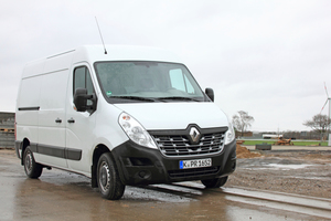  Unser Testwagen: Ein Renault Master L2H2 Energy dCi 165, Einstiegspreis 31 050 Euro (zzgl. MwSt.) Fotos: Olaf Meier 