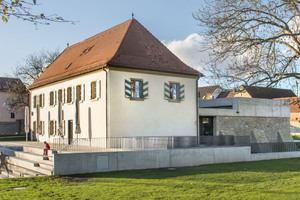  Im alten Wasserschloss von Rottendorf befindet sich seit vergangenem Jahr ein Lesecafé und Veranstaltungssaal 