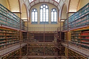  Gleichs gilt für die Bibliothek  