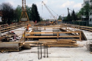  Viele kennen das Instrument der Kurzarbeit vor allem aus dem Baugewerbe, da die Branche stark vom Wetter abhängig ist 