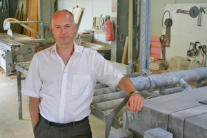  Thomas Wieckhorst, Chefredakteur der bauhandwerk, in der Werkstatt der Okel GmbH in Diemelstadt (ab Seite 61)Kontakt: 05241/801040, thomas.wieckhorst@bauverlag.de 