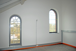  Die Sanierung und Innendämmung hinterlässt im Gebäude einwandfrei glatte Wände 