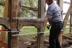  Restaurierung der Fachwerkkonstruktion
Foto: Fachwerkstatt Drücker &amp; Schnitger 