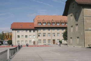  1582 als Jesuitenschule gegründet, ist das Kollegium St. Michael im schweizerischen Freiburg heute eine laizistische, öffentliche KantonsschuleFotos: Baseli Giger / PCI 