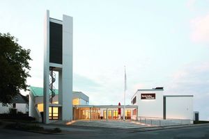  Zum Martin Luther Forum umgenutzte Kirche in Gladbeck
Foto: Heiko Seibel 