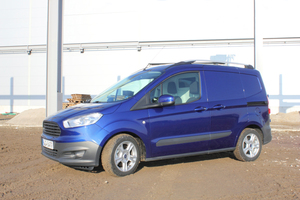  Der Testwagen: Ford Transit Courier mit 70 kW starkem 1,6 TDCi Motor in der Ausstattungslinie “Trend”. (Foto: Olaf Meier) 