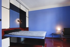  Das blaue Schlafzimmer mit Klappbett im Obergeschoss 