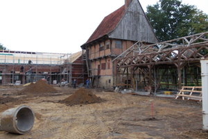  Besonderes Restaurierungsprojekt: Der 1549 erbaute Speicher von Haus Kump ist der Restbestand eines alten Amtshofes des Domkapitels zu Münster 