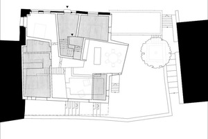  Grundriss Erdgeschoss, Maßstab 1:250 1 Wohnraum 2 Entrèe 3 Zimmer 4 Küche 5 Bad und WC 6 Luftraum 7 Balkon 8 Sitzplatz 9 Abstellraum 