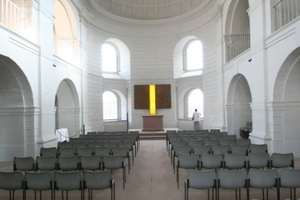  Kirchenraum in der Festung 
