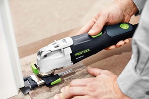  Der Vecturo OS 400 kürzt Türstöcke besonders präzise und exakt Fotos: Festool  