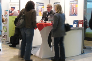  Stand der Zeitschrift bauhandwerk und des Bauverlags auf der den Kongress begleitenden Ausstellung 