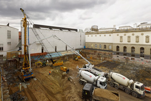  Beginn der Bauarbeiten für die Unterirdische Erweiterung des Städel Museums
Foto: Norbert Miguletz 