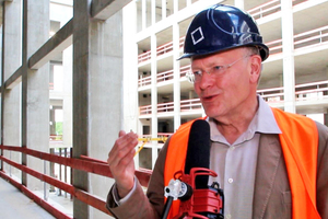  Manfred Rettig im Interview auf Schlossbaustelle in Berlin 