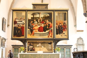  Das Altarbild von Lucas Cranach dem Älteren und Lucas Cranach dem Jüngeren (?Reformationsaltar?) in der Stadtkirche Sankt Marien 