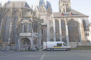  Die Karls- und Hubertuskapelle des Aachener Doms wird kostenlos und denkmalgerecht von Kärcher gereinigt Foto: Kärcher 