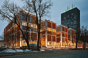  Aus einem ehemaligen Parkhaus am Rande von Riga wurde nach Plänen des Hamburger Architekten Meinhard von Gerkan ein modernes Bürogebäude 