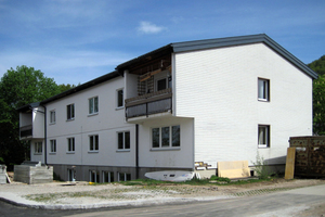  Das Werkschulheim Felbertal vor (links) und nach Abschluss der energetischen Sanierung (rechts)Fotos: Steinbacher 