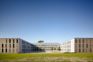  Anerkennung: Das Unterkunftsgebäude für den offenen Vollzug der JVA in Berlin-Zehlendorf vom Büro MGF Architekten aus Stuttgart
Foto: Christian Richter 