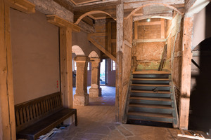  Gewölbedecken im Erdgeschoss mit Treppe ins Obergeschoss 